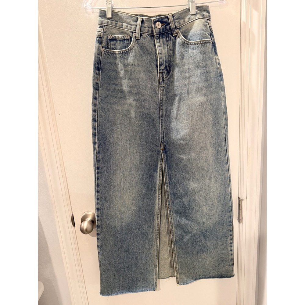 Steve Madden Avani Denim Maxi Skirt Light Blue Front Slit Raw Hem, Size 2